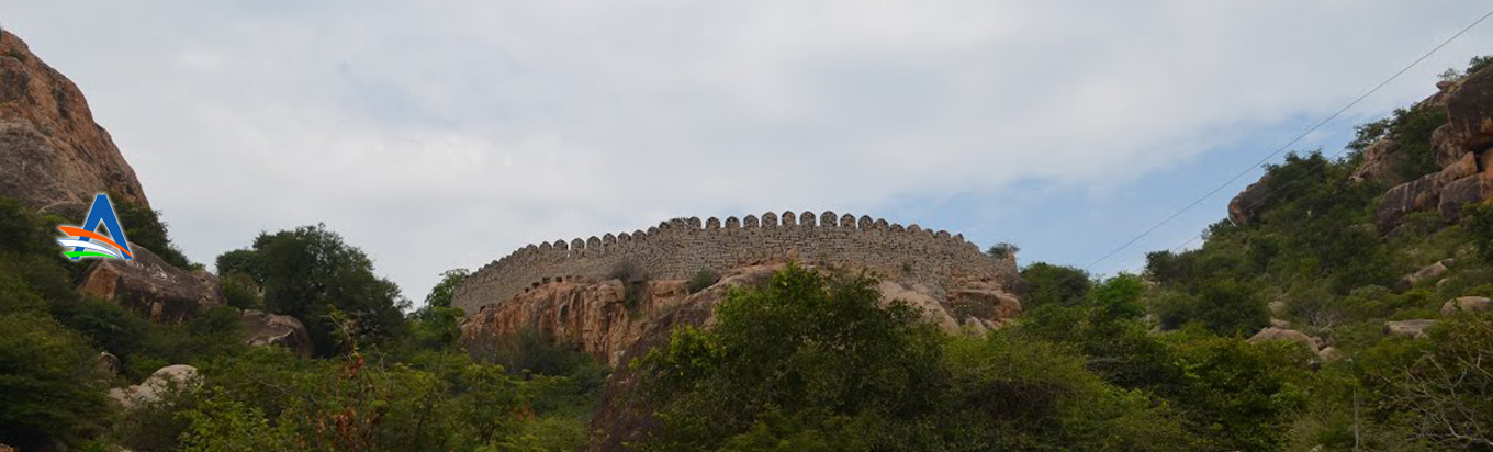 Make sure that you visit Devarakonda fort when in Telangana