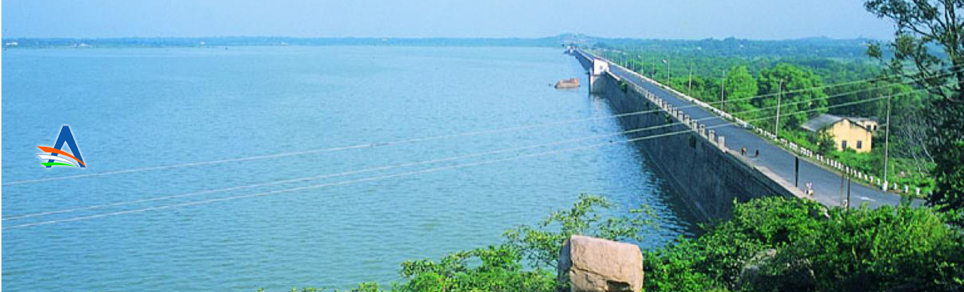 Witness the scenic beauty at its peak at Himayat Sagar Lake